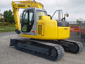 2007 New Holland Kobelco E135SR 